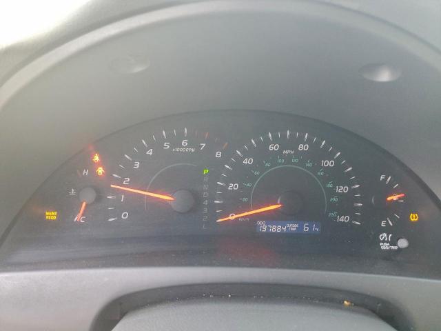 Toyota Camry Base Image 4