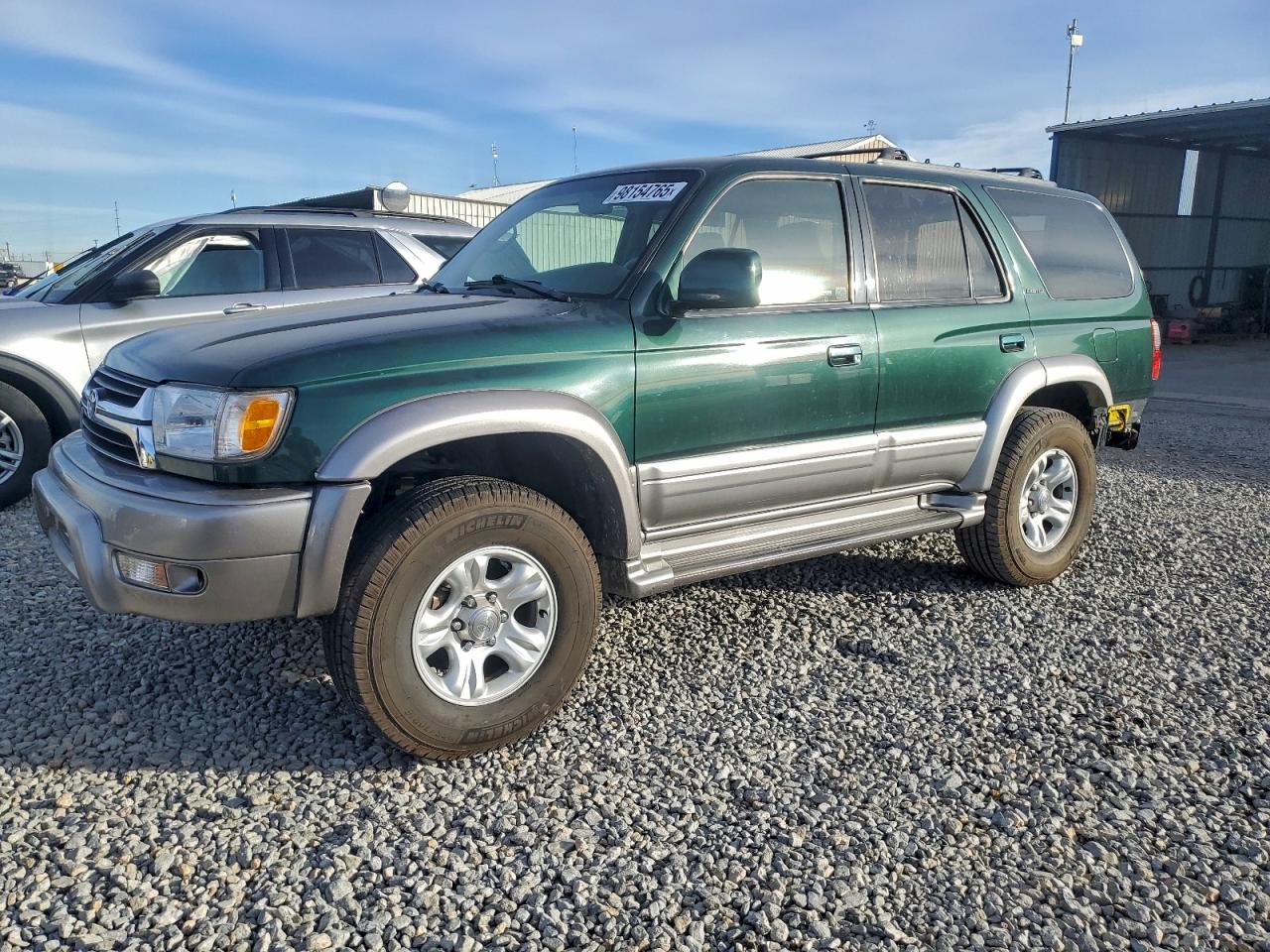 Toyota 4Runner Limited Image 1
