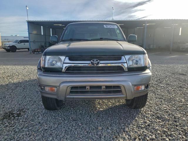 Toyota 4Runner Limited Image 6