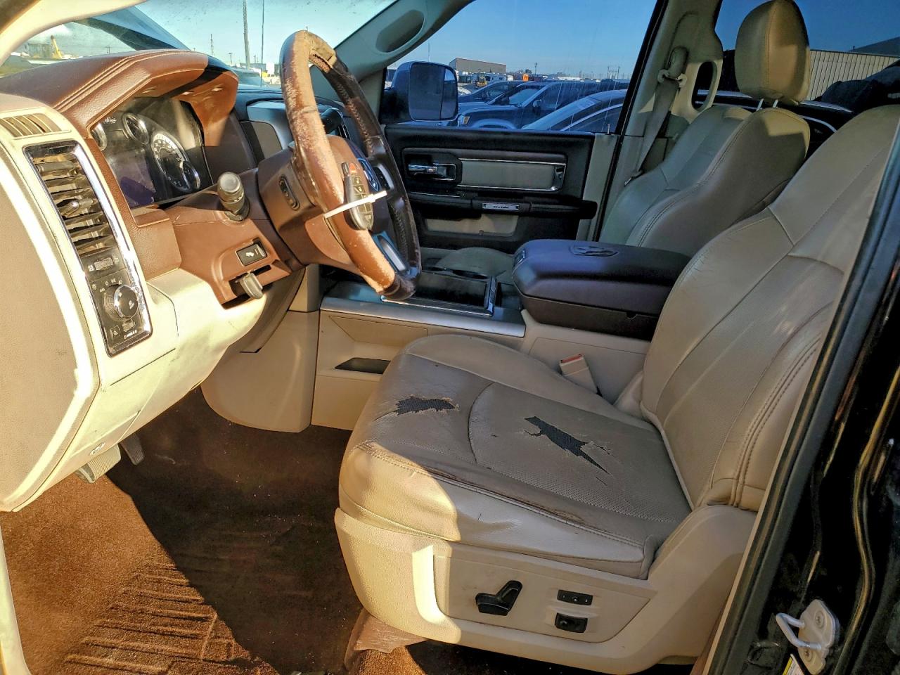 Ram 2500 Laramie Image 9