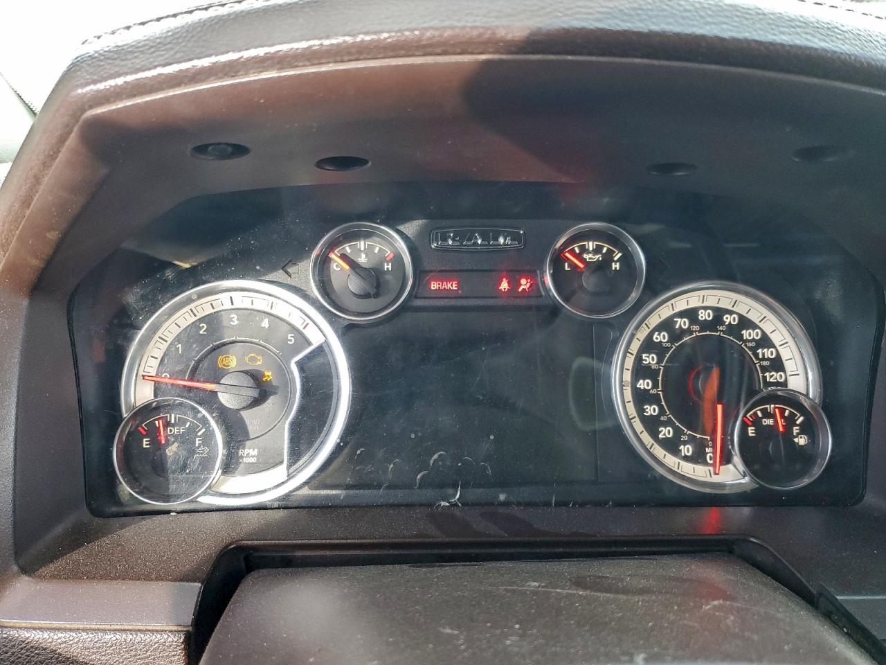 Ram 2500 Laramie Image 12