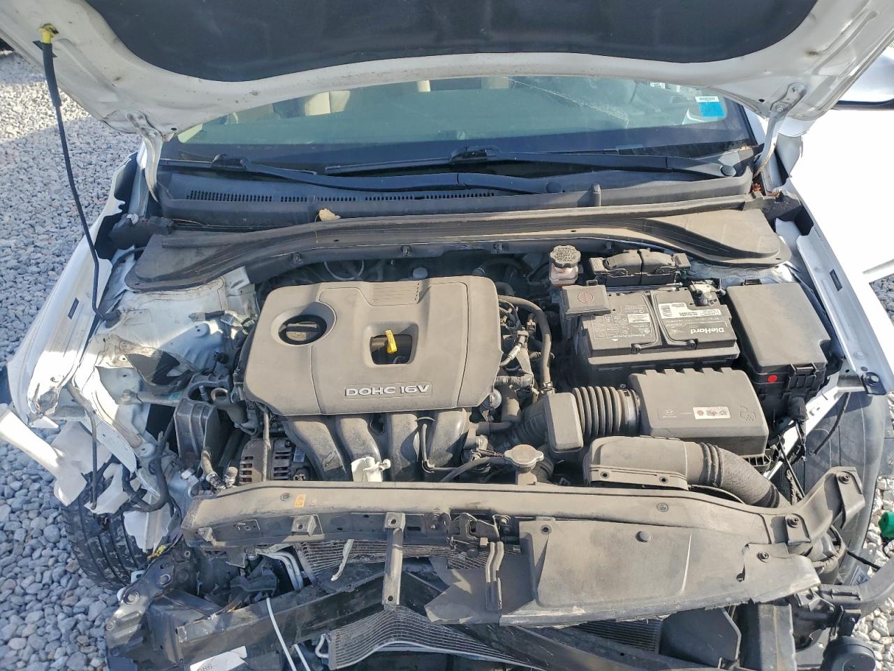 Hyundai ELANTRA Sel Image 7