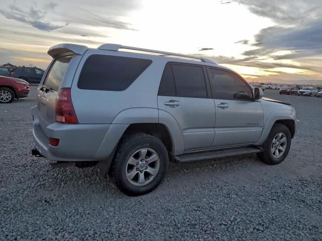 Toyota 4Runner Sr5 Image 4