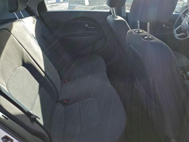 Kia Rio Lx Image 13