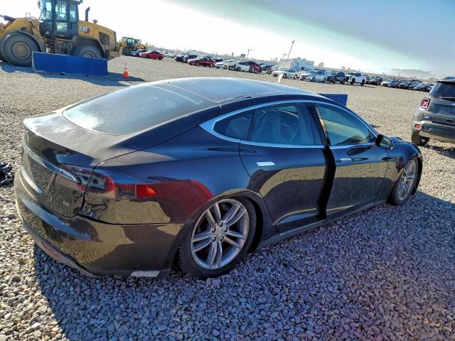 Tesla Model S Image 2