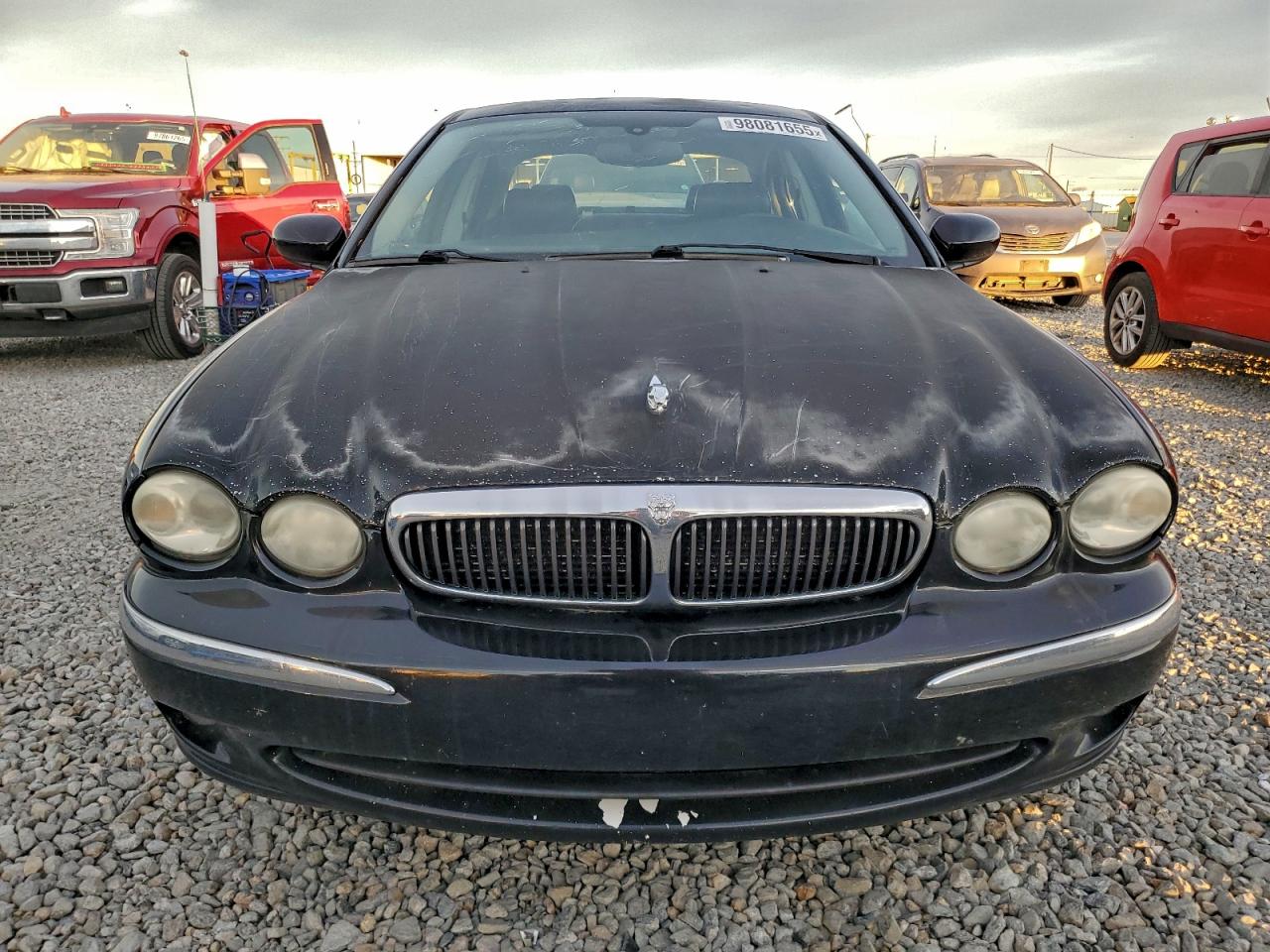 Jaguar X-Type 2.5 Image 4