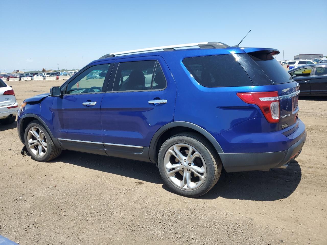 Ford Explorer Limited Image 11