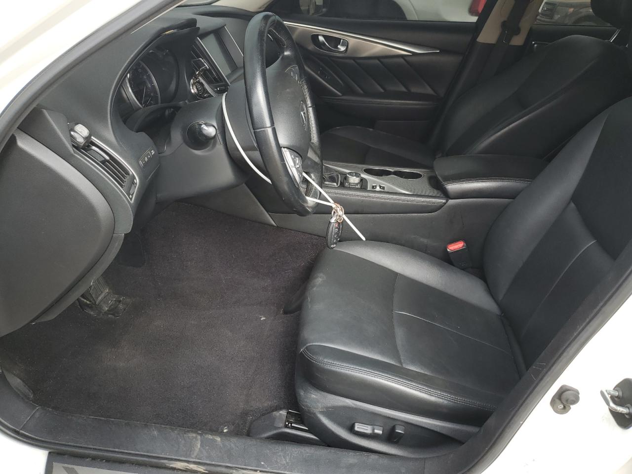 INFINITI Q50 Premium Image 12