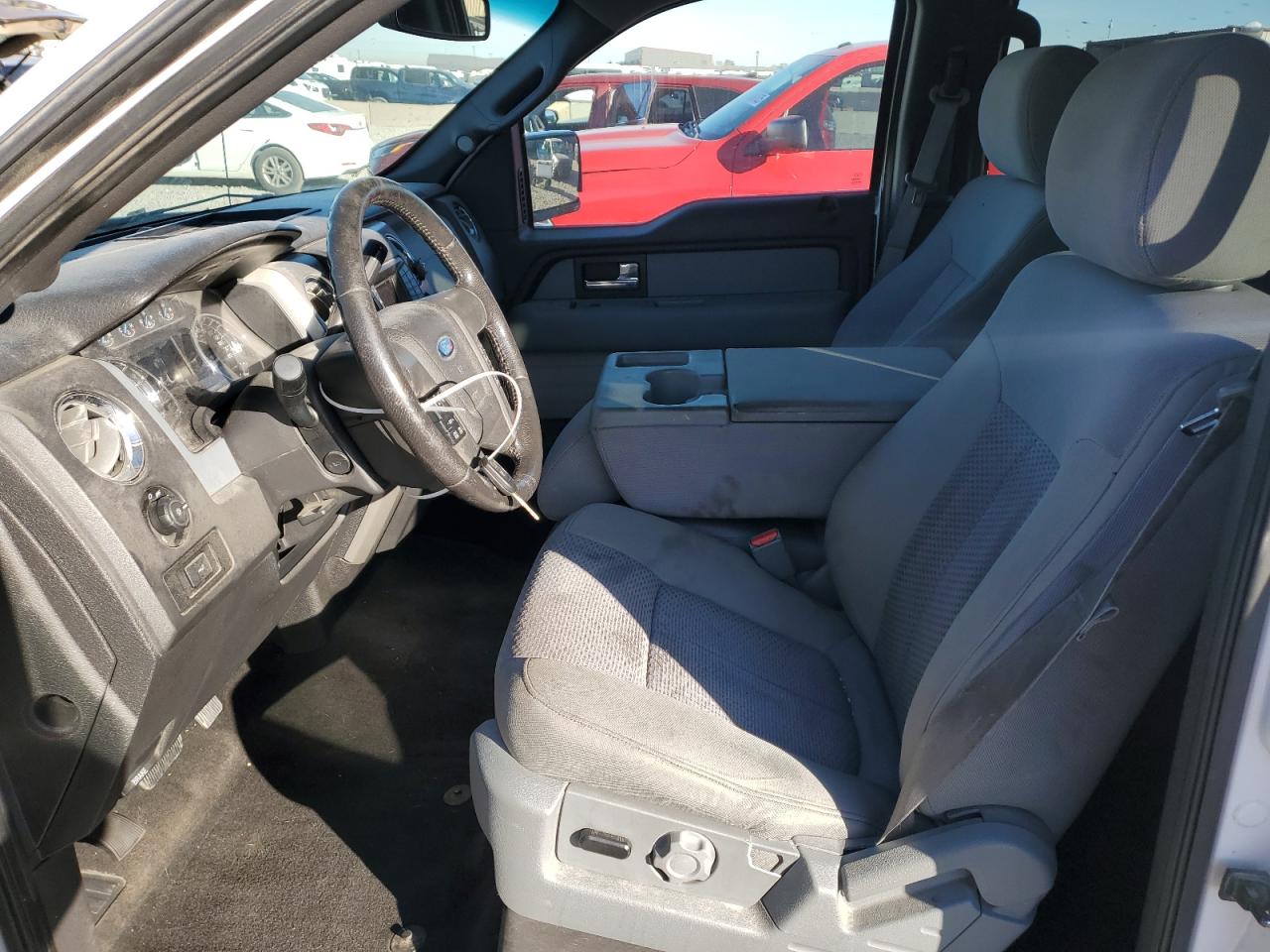 Ford F-150 Supercrew Image 13