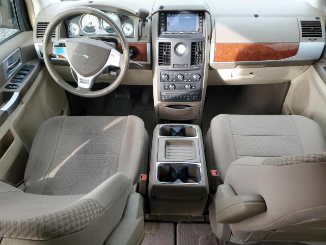 Chrysler Minivan Touring Image 8