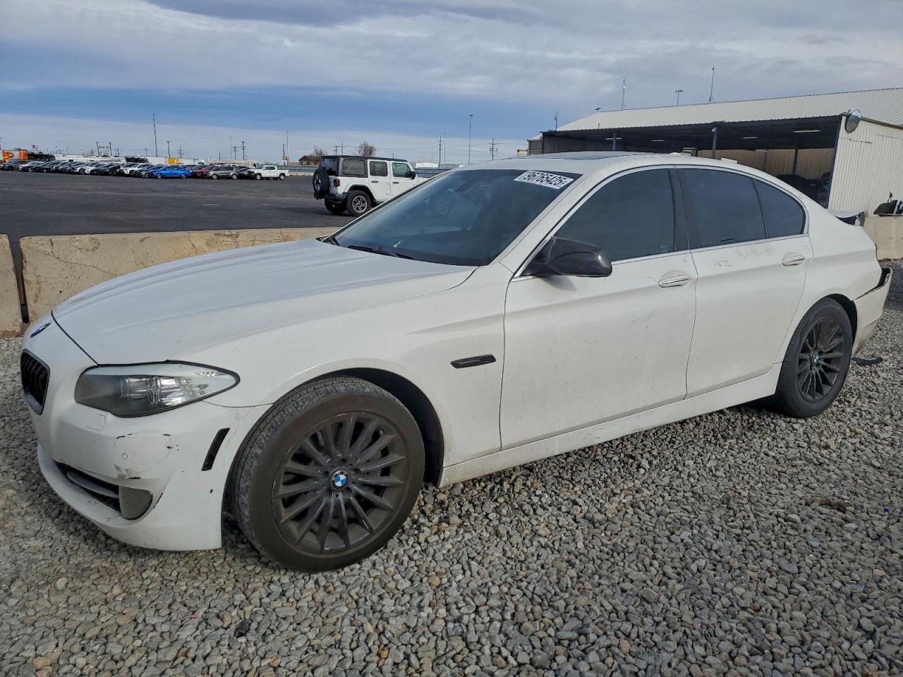 BMW 5 Series I Image 1
