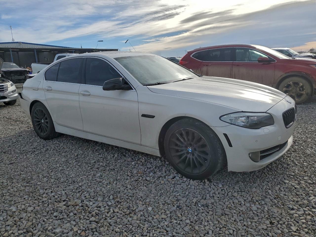 BMW 5 Series I Image 4
