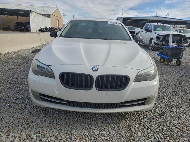 BMW 5 Series I Image 8