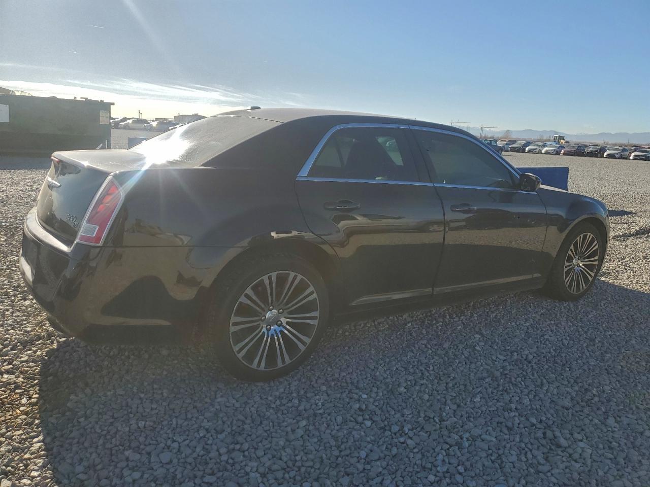 Chrysler 300 S Image 10