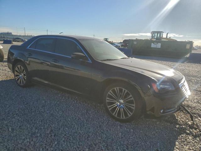 Chrysler 300 S Image 6