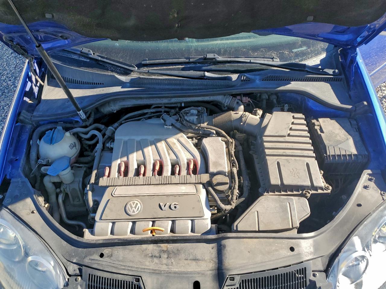 Volkswagen R32 Image 9