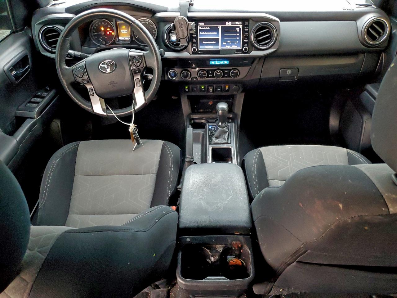 Toyota Tacoma Double Cab Image 5