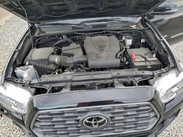 Toyota Tacoma Double Cab Image 10