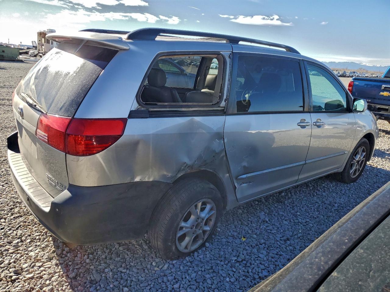 Toyota Sienna Xle Image 7
