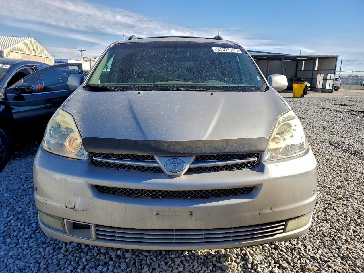 Toyota Sienna Xle Image 2