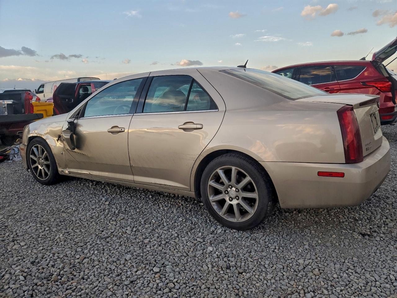 Cadillac STS Image 2