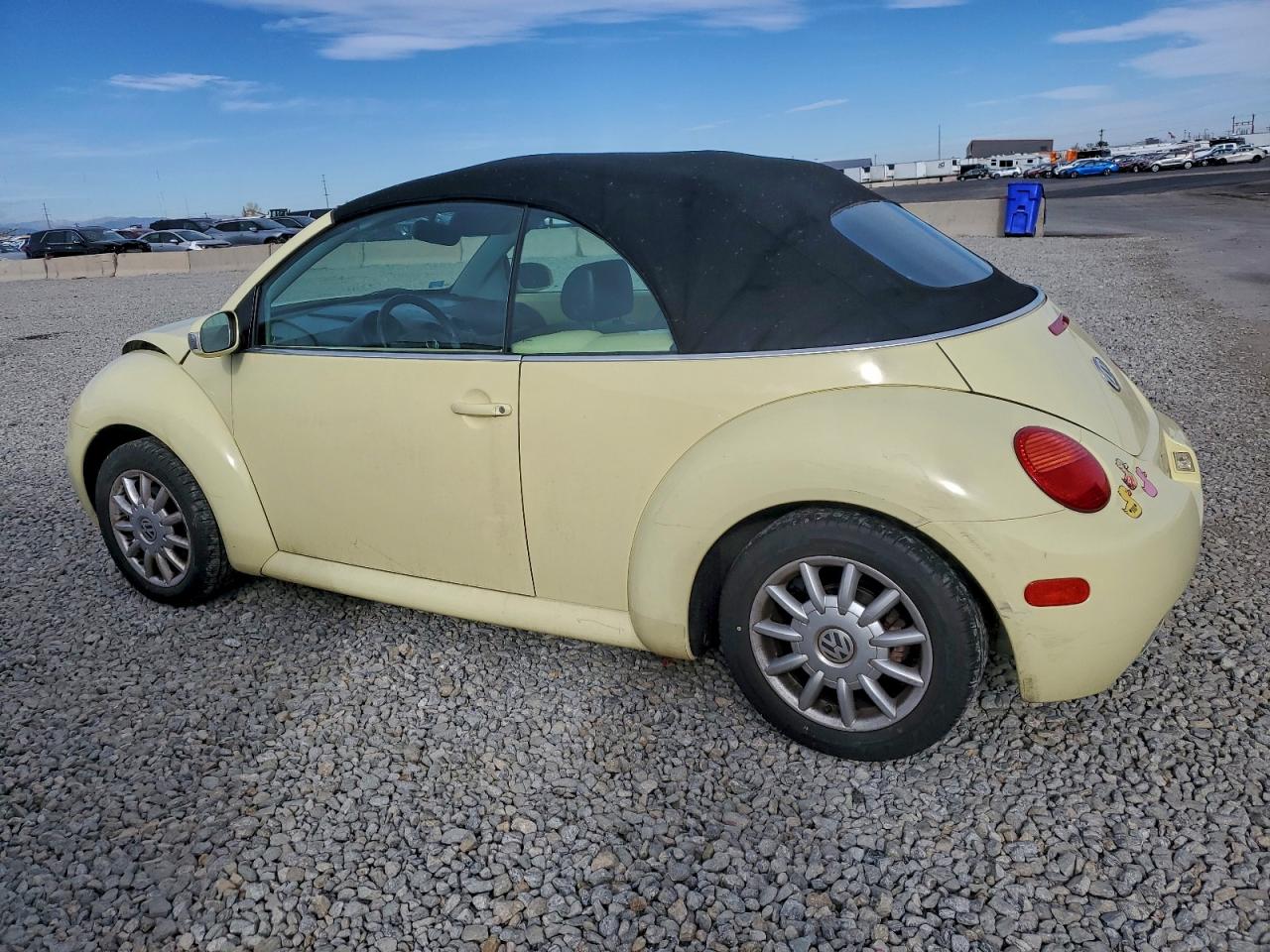 Volkswagen Beetle Gls Image 2