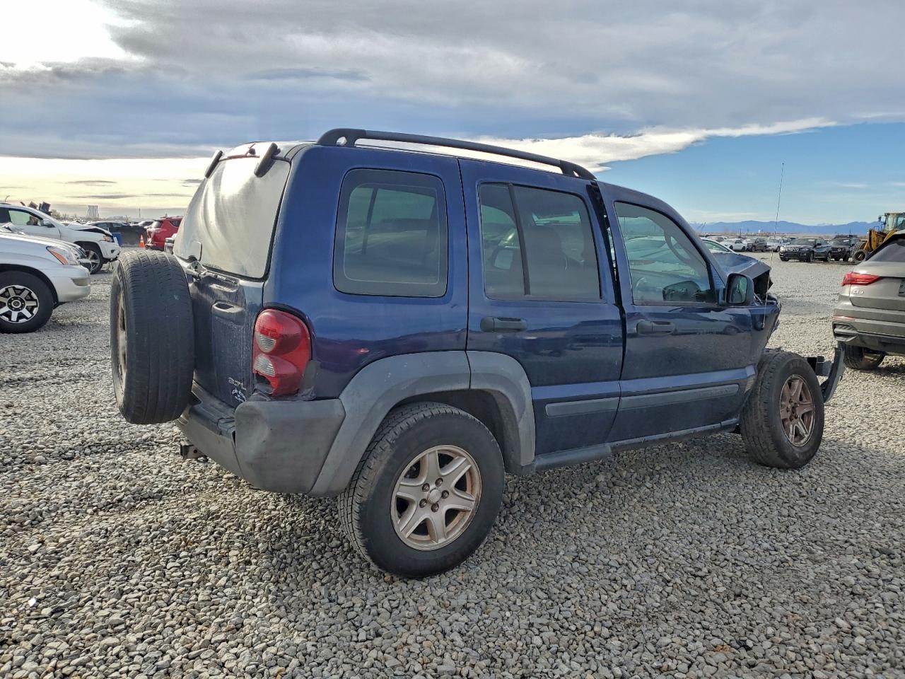 Jeep Liberty Sport Image 3