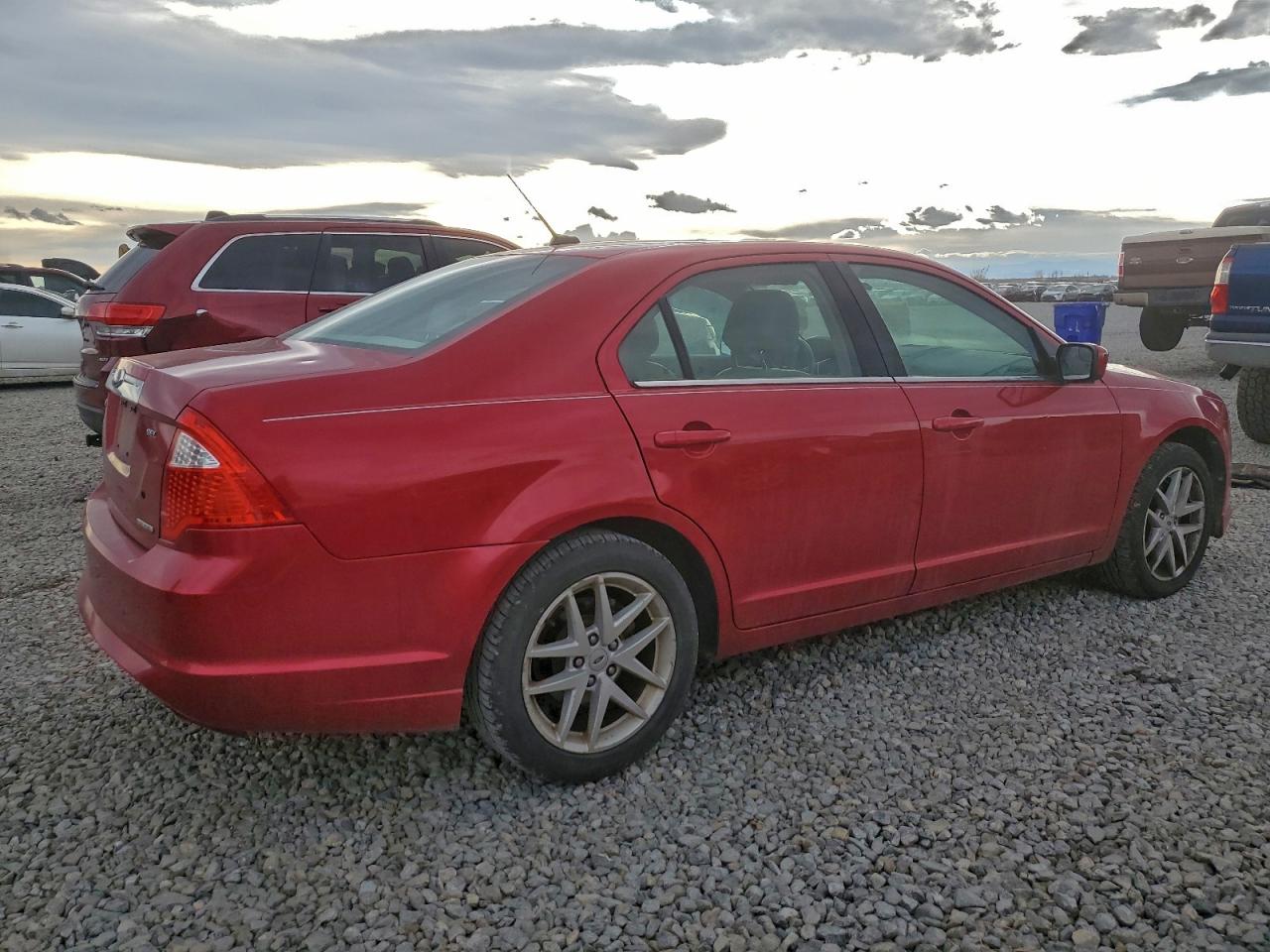 Ford Fusion Sel Image 10
