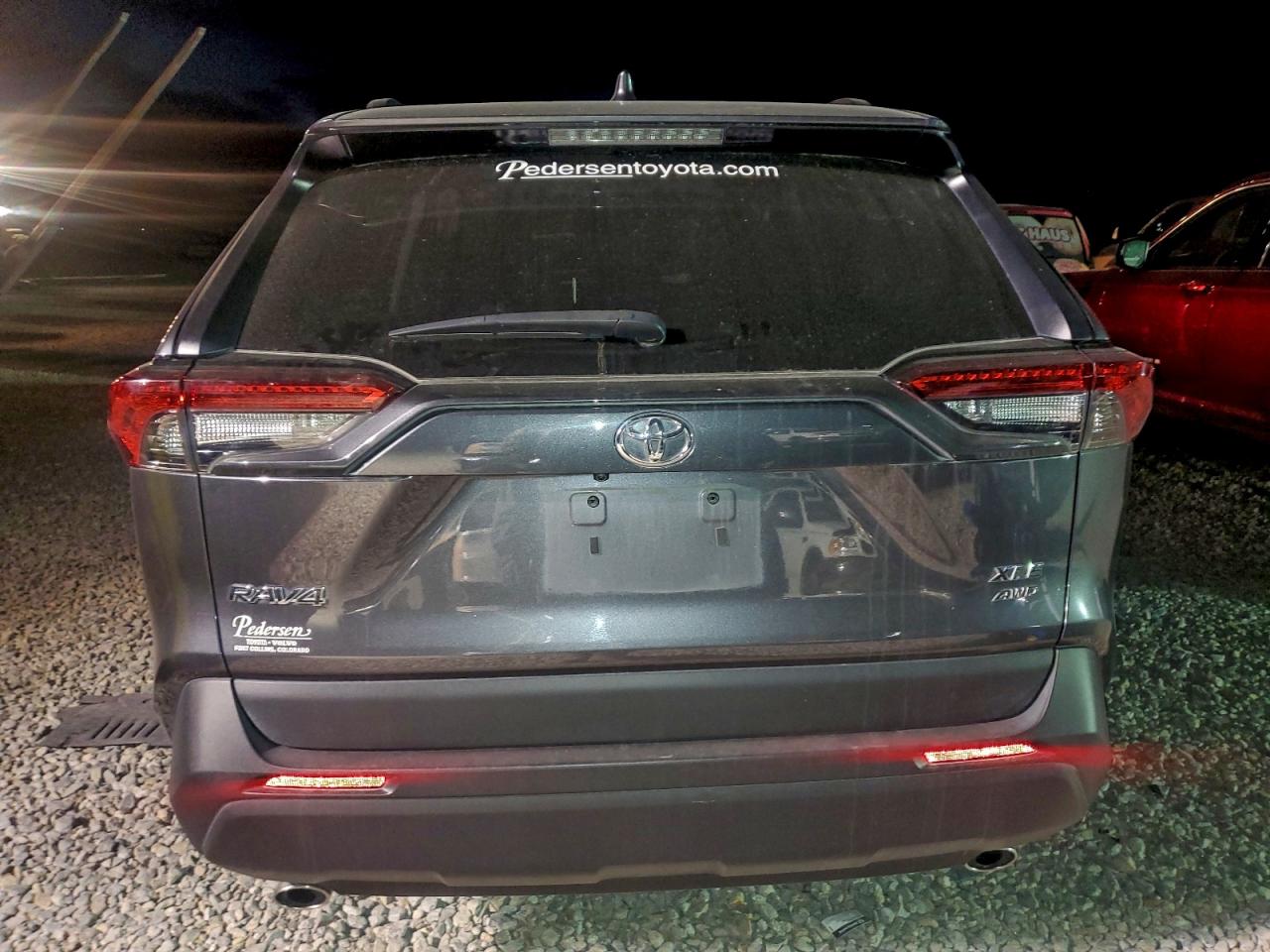 Toyota RAV4 Xle Image 9