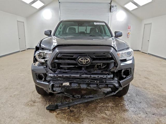 Toyota Tacoma Double Cab Image 9