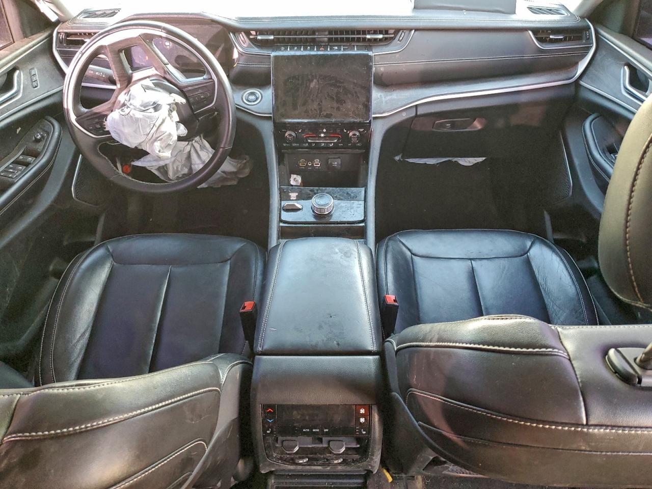 Jeep Grand Cherokee L Limited Image 8