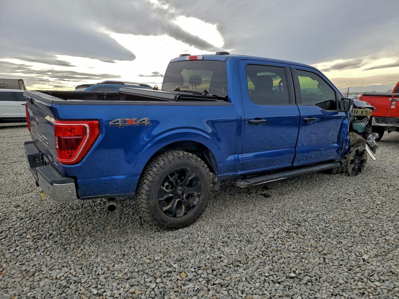 Ford F-150 Supercrew Image 4