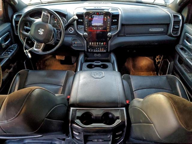 Ram 3500 Laramie Image 8