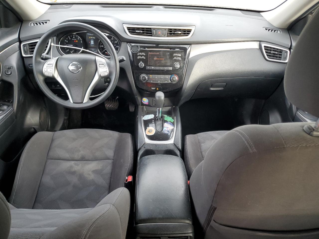 Nissan Rogue S Image 2