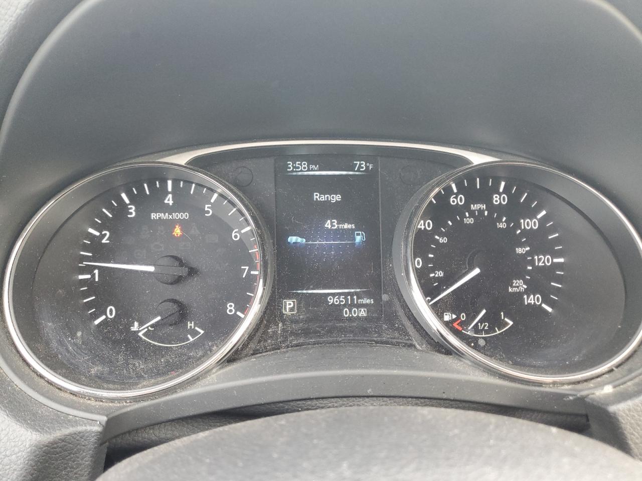 Nissan Rogue S Image 4