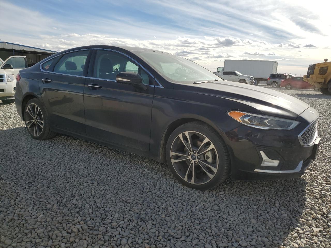 Ford Fusion Titanium Image 3