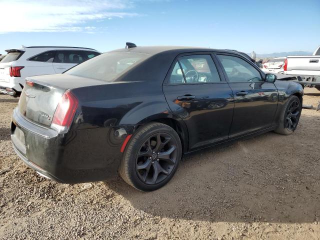 Chrysler 300 S Image 4