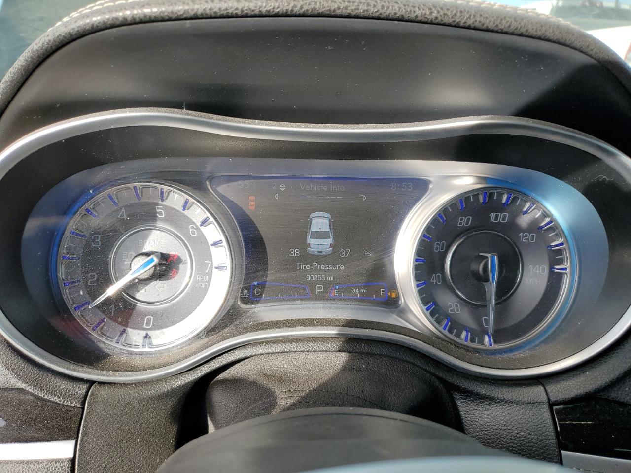 Chrysler 300 S Image 9