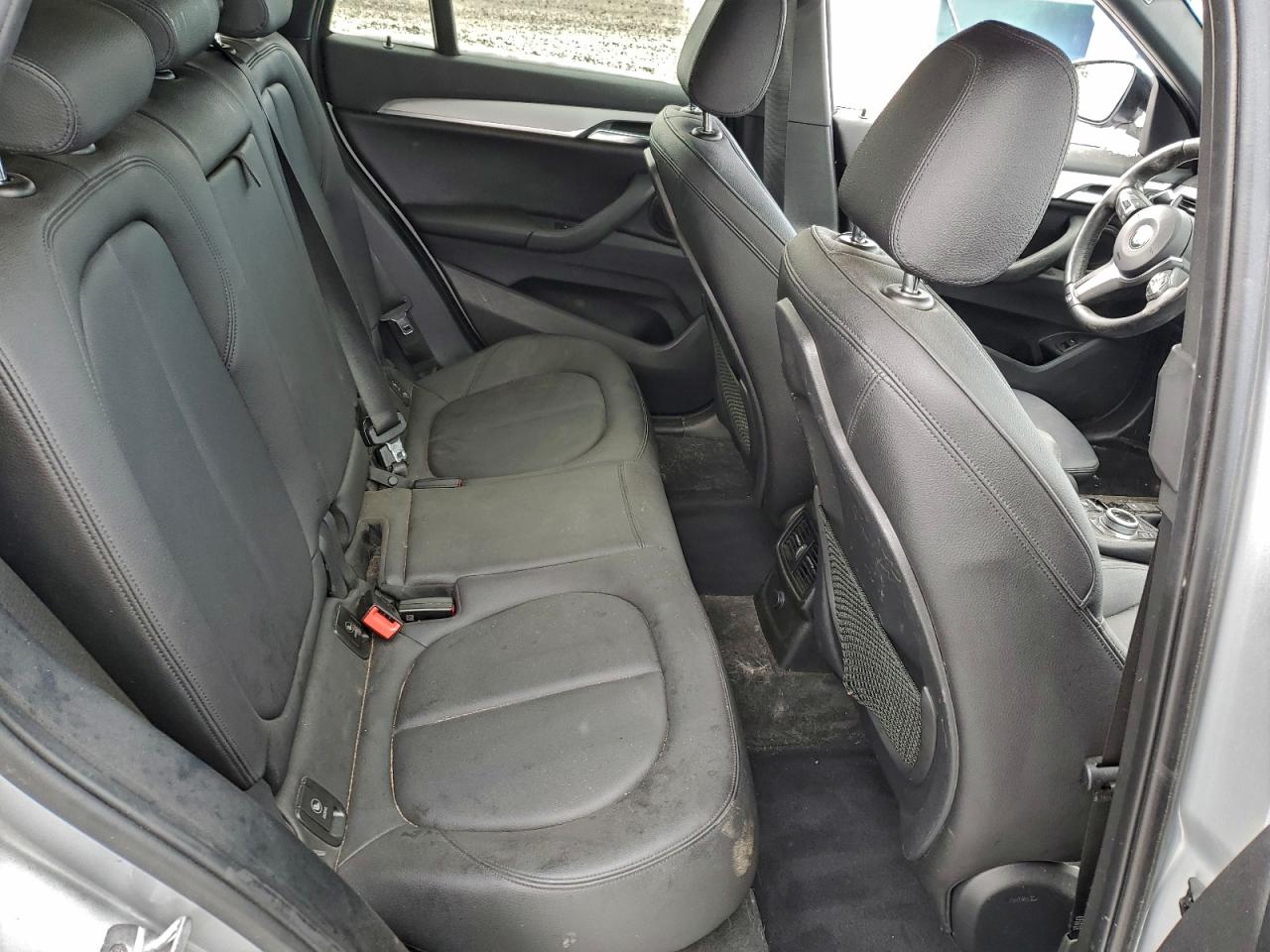 BMW X Series Xdrive28i Image 2