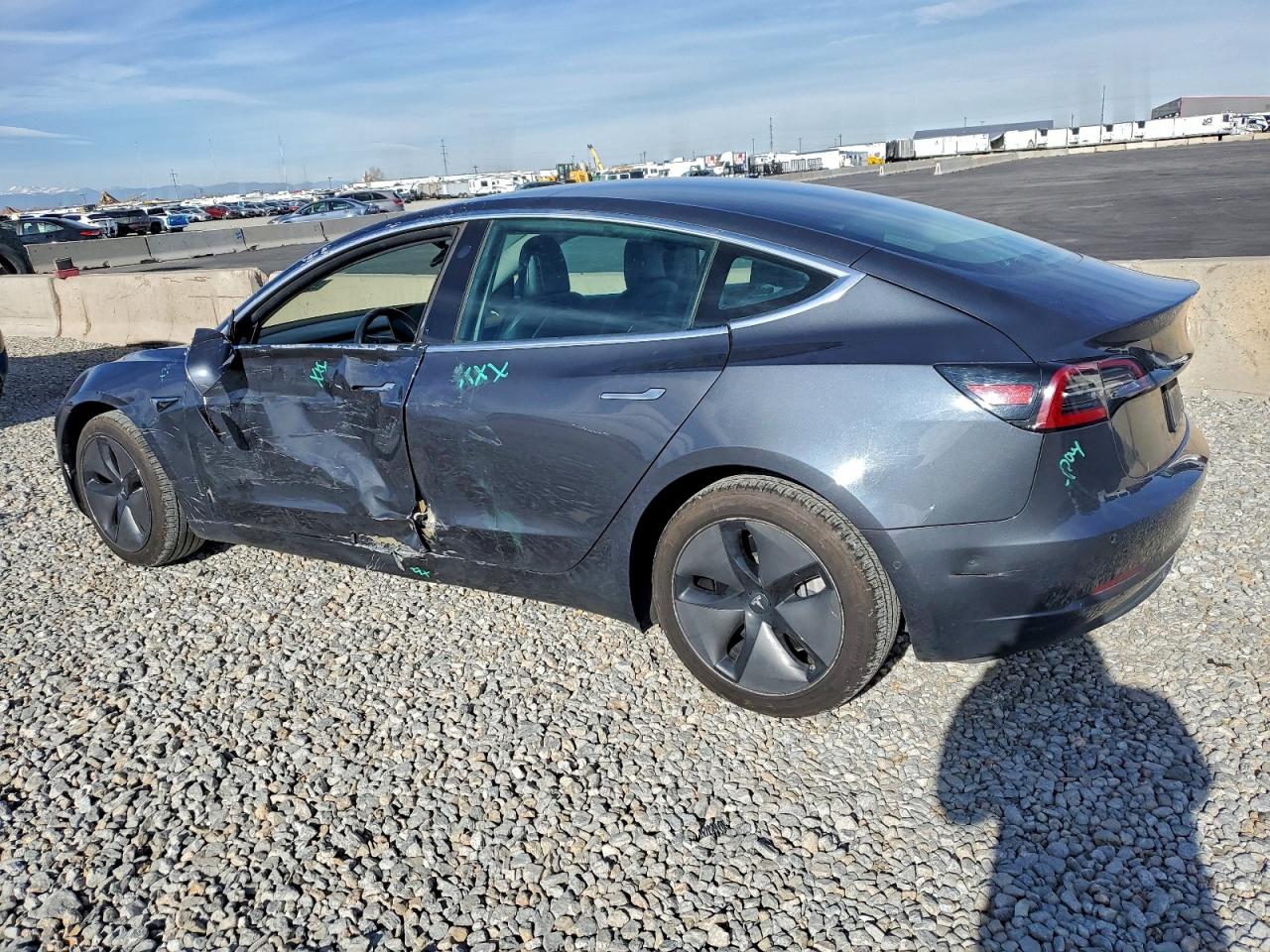 Tesla Model 3 Image 3