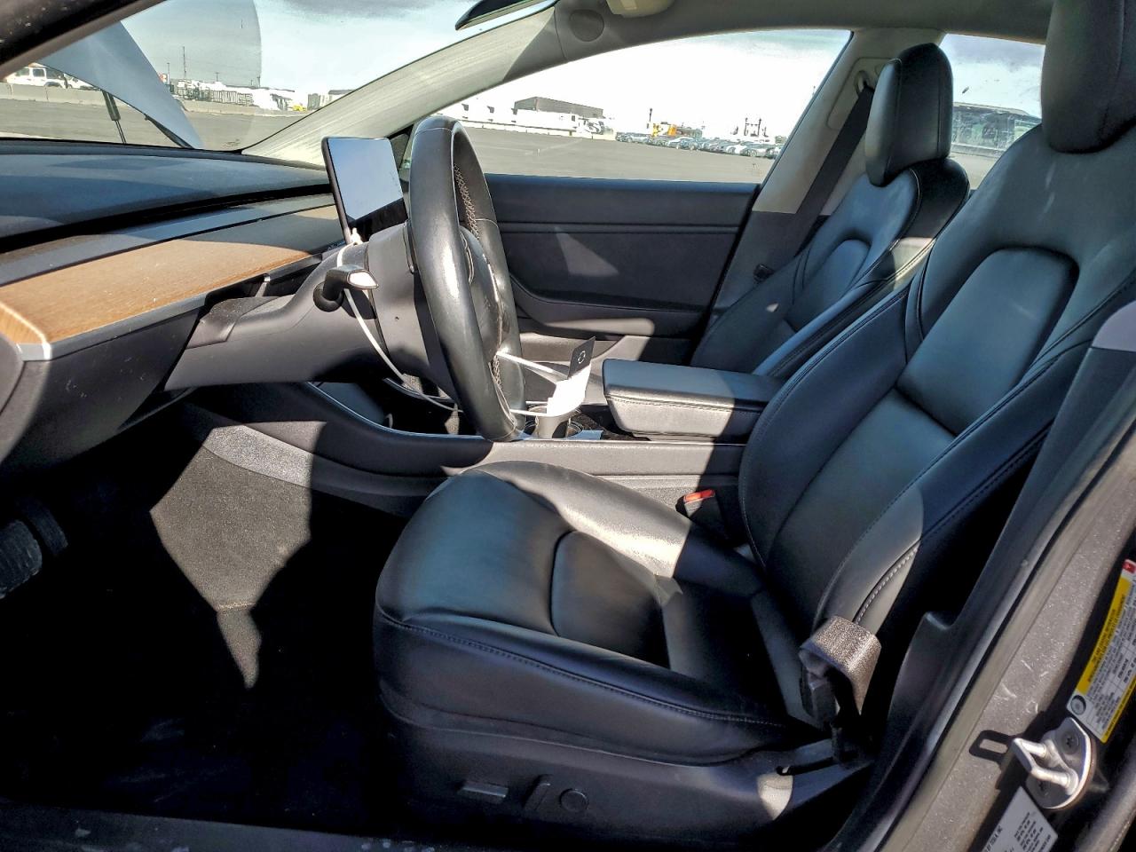 Tesla Model 3 Image 13