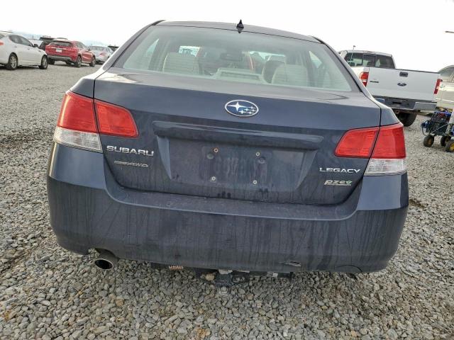 Subaru Legacy 2.5i Limited Image 6