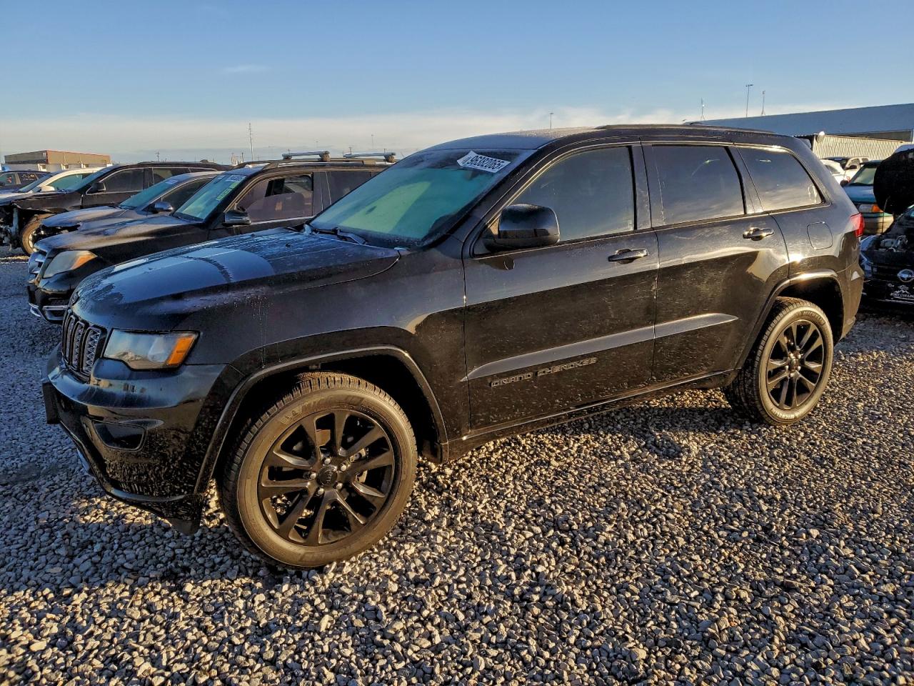 Jeep Grand Cherokee Laredo Image 1