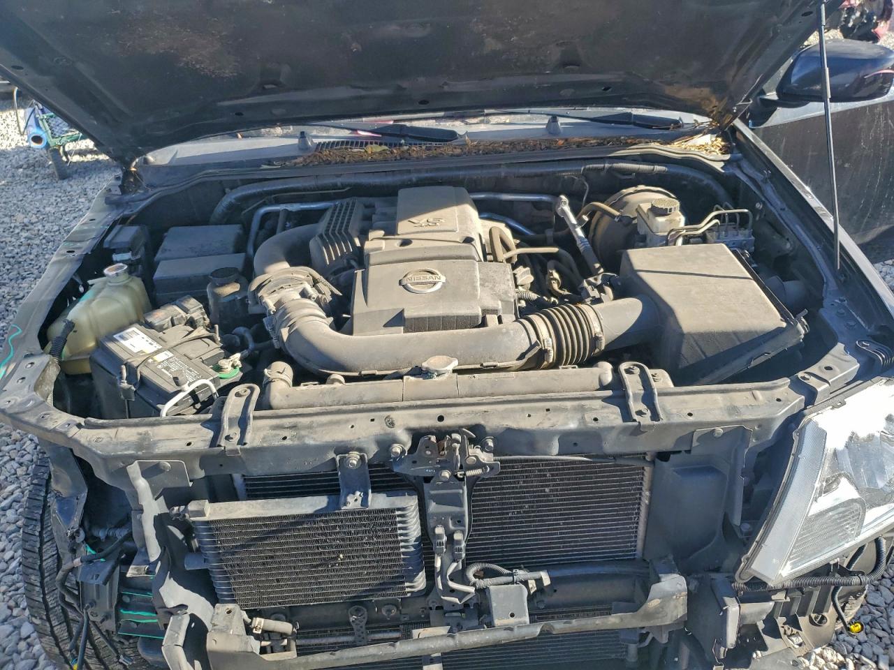 Nissan Frontier S Image 13