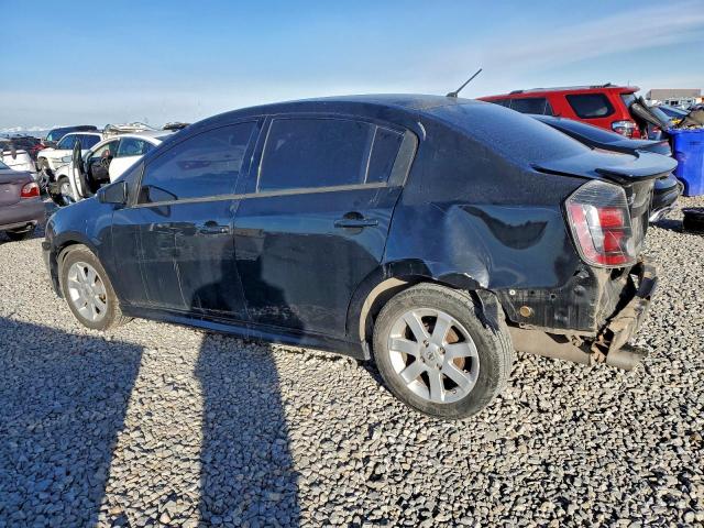 Nissan Sentra 2.0 Image 2