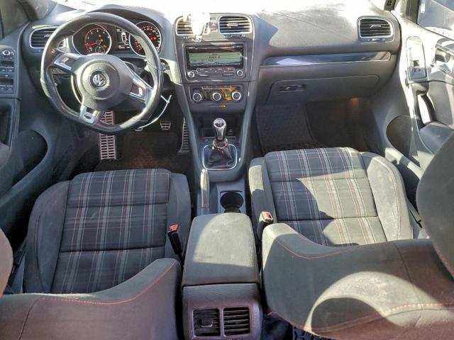 Volkswagen GTI Image 12