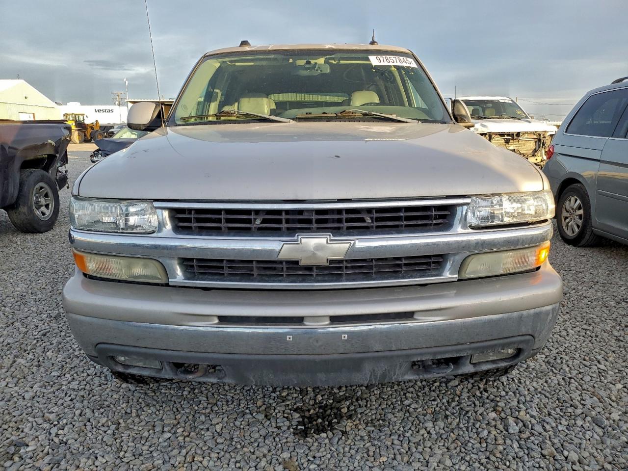 Chevrolet Suburban K1500 Image 10