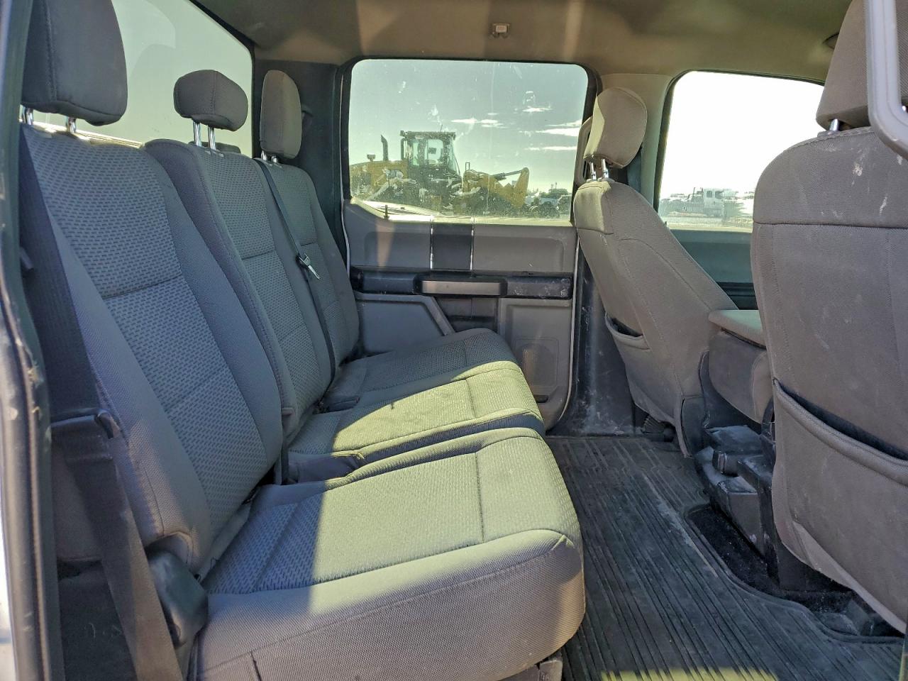 Ford F-350 Super Duty Image 8