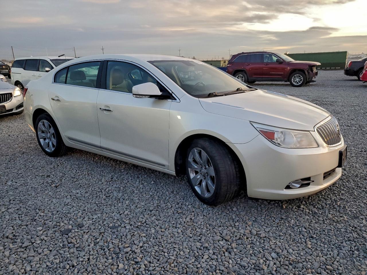 Buick LaCrosse Cxl Image 12