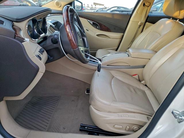 Buick LaCrosse Cxl Image 10